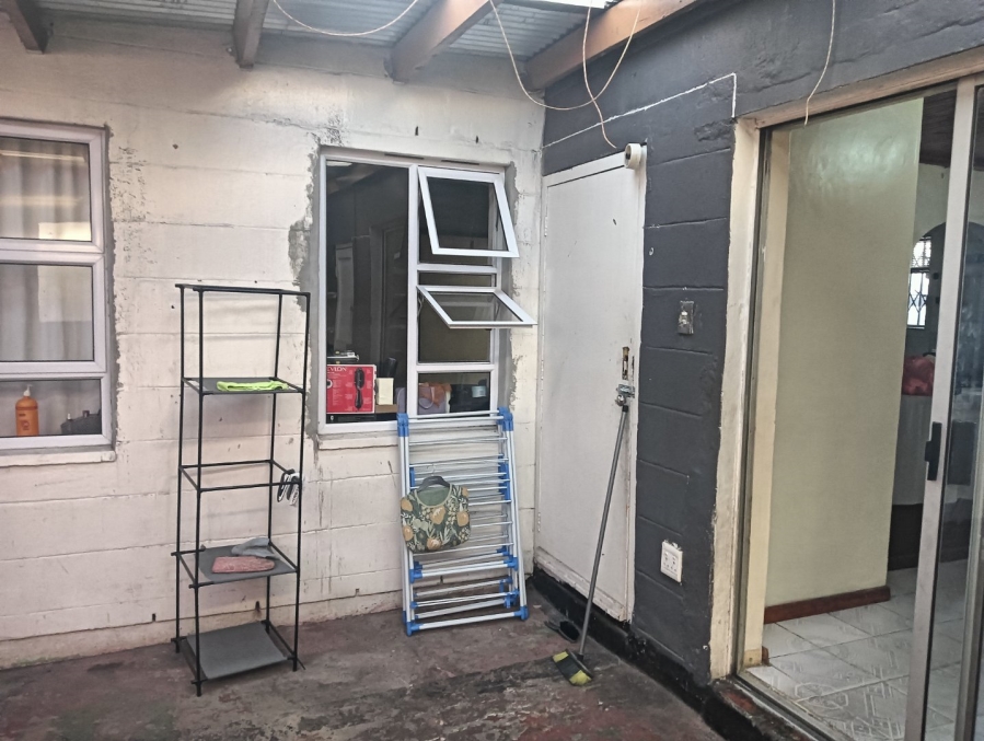 2 Bedroom Property for Sale in Connaught Estate Western Cape